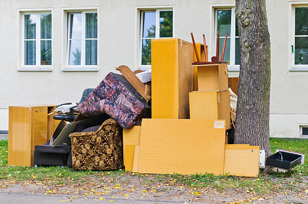 Best Junk Hauling Services  in Rosemont, CA